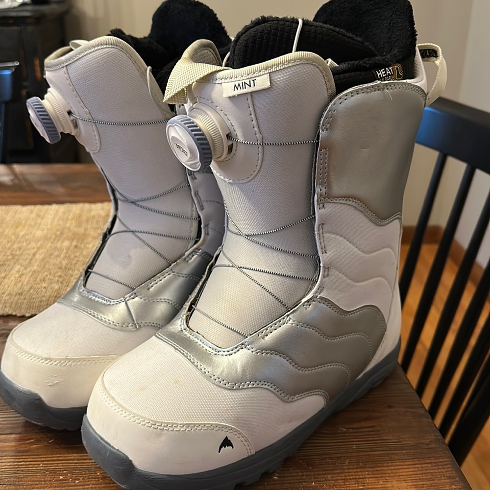 Burton Mint Boa 2022 Womens Snowboarding boots